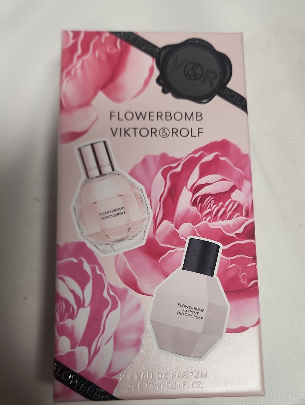 Flowerbomb VIKTOR ROLF - Picture 4 of 4